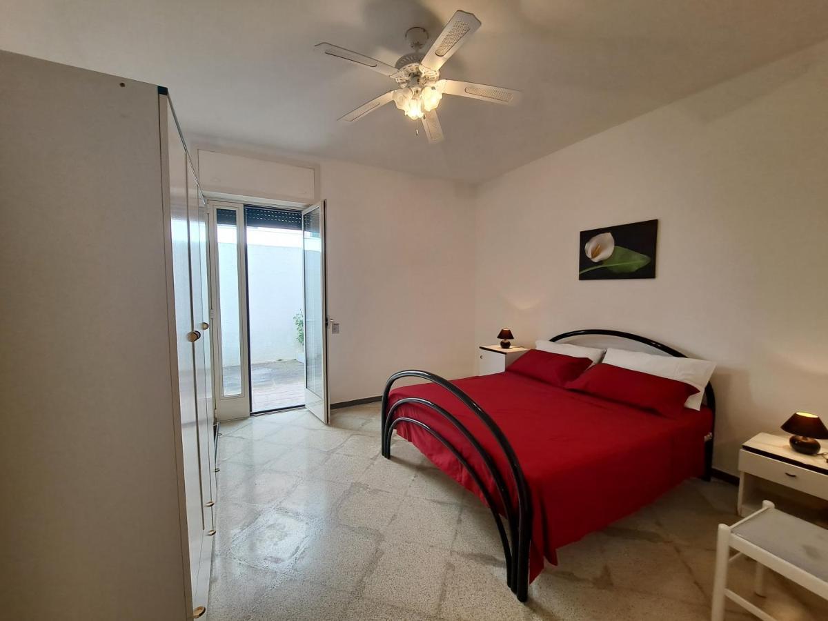 Casa Vittorio a 100m dalla Sabbia Lido Marini Esterno foto