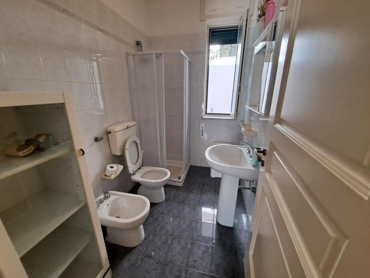 Casa Vittorio a 100m dalla Sabbia Lido Marini Esterno foto